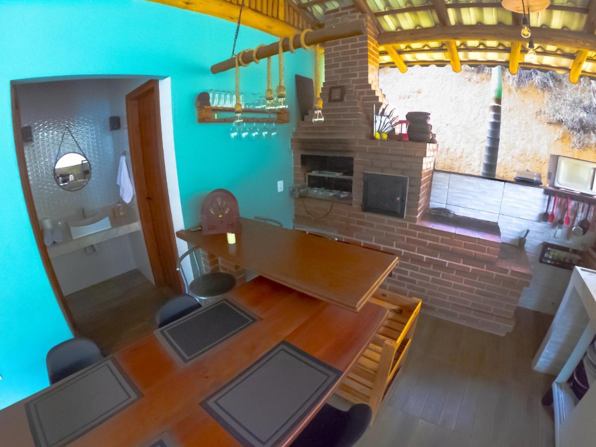 Chale Vista da Mata: Serene Mountain Retreat with Spa and Pet-Friendly Amenities Domingos Martins Exterior photo